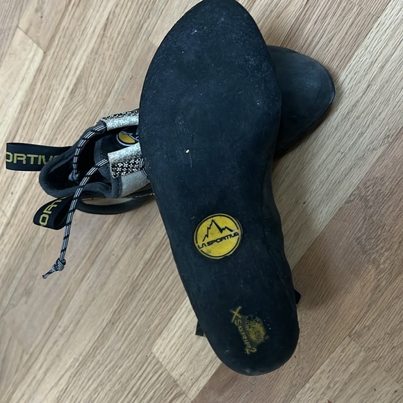 Rock climbing shoes - Picture 6 of 6